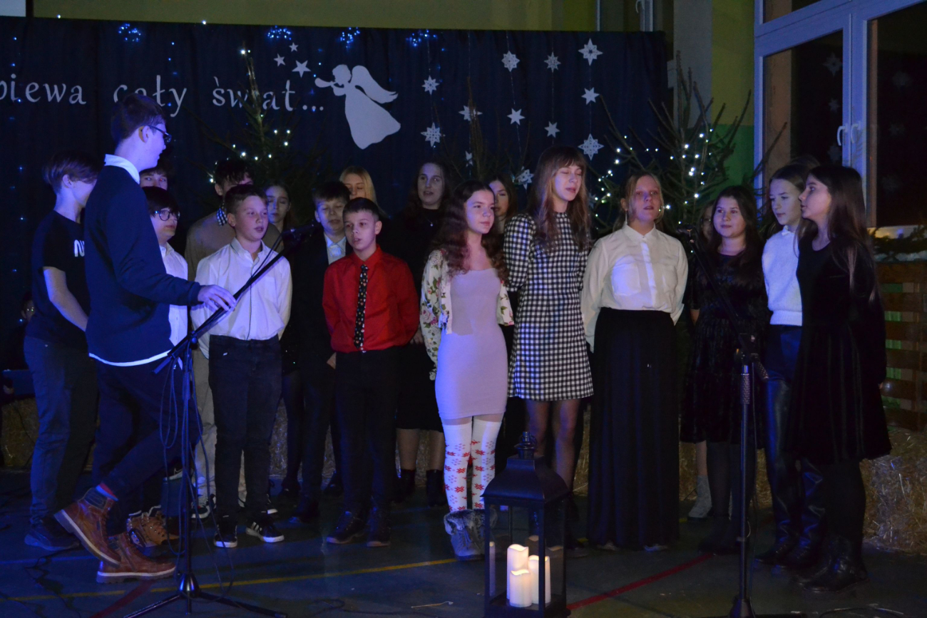 „Niech śpiewa cały świat…”