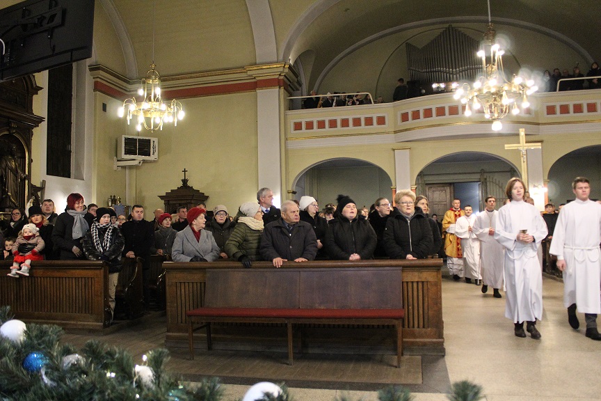 Pasterka w Strzałkowie ZDJĘCIA