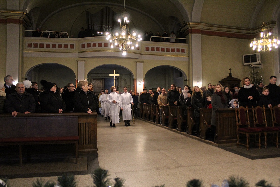 Pasterka w Strzałkowie ZDJĘCIA