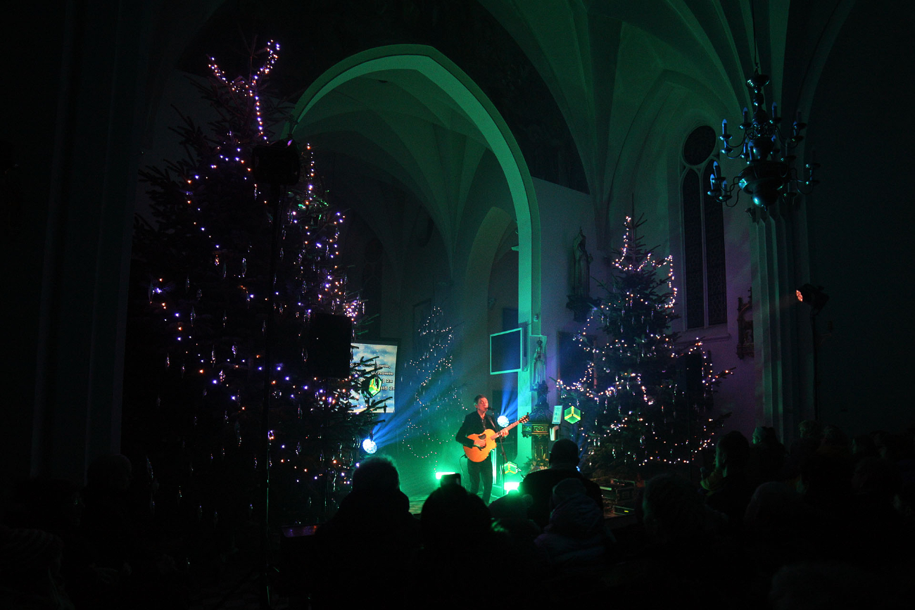 Kościół wypełnił się po brzegi ZDJĘCIA