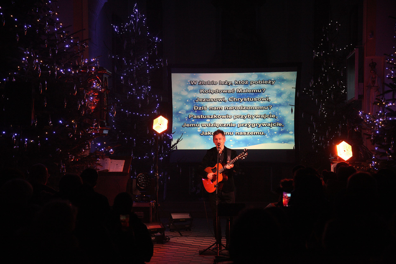 Kościół wypełnił się po brzegi ZDJĘCIA