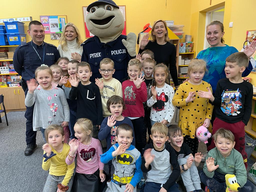 Niezwykły gość w słupeckich przedszkolach ZDJĘCIA
