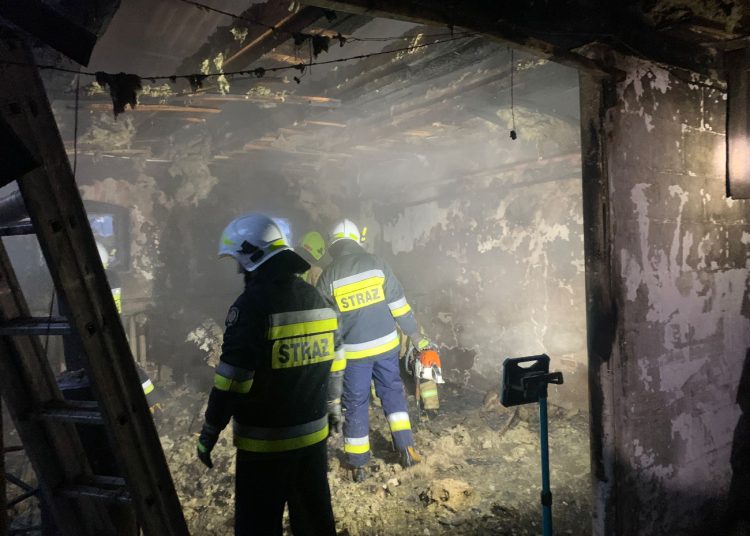 Zapaliła się obora. Co ze zwierzętami?