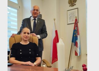 Zaskakująca zmiana w powiecie. Starosta oddał władzę