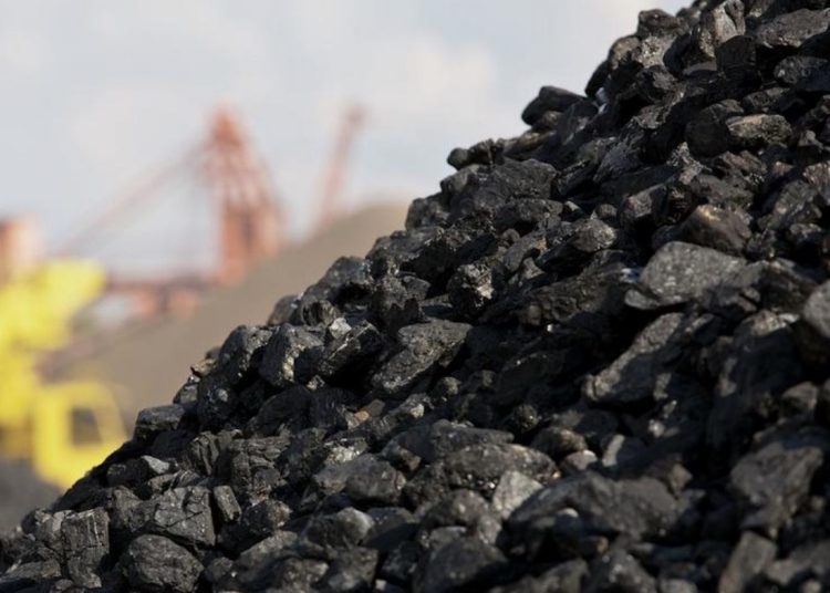Kolejna gmina ma problem z dostawami węgla