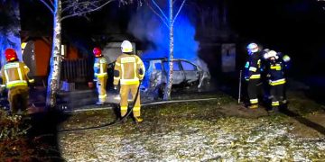 Spłonął samochód w Pokojach ZDJĘCIA