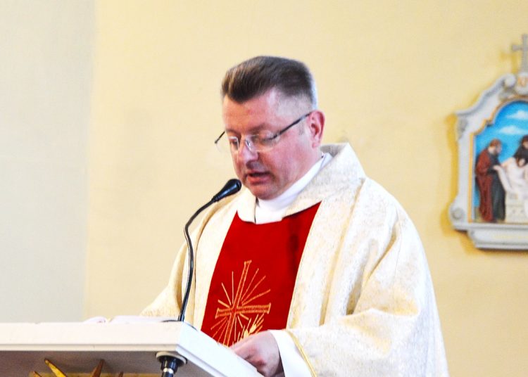 Prymas wydał dekret ws. byłego proboszcza