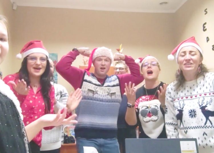 Nagrali swoją piosenkę świąteczną. Wójt napisał tekst