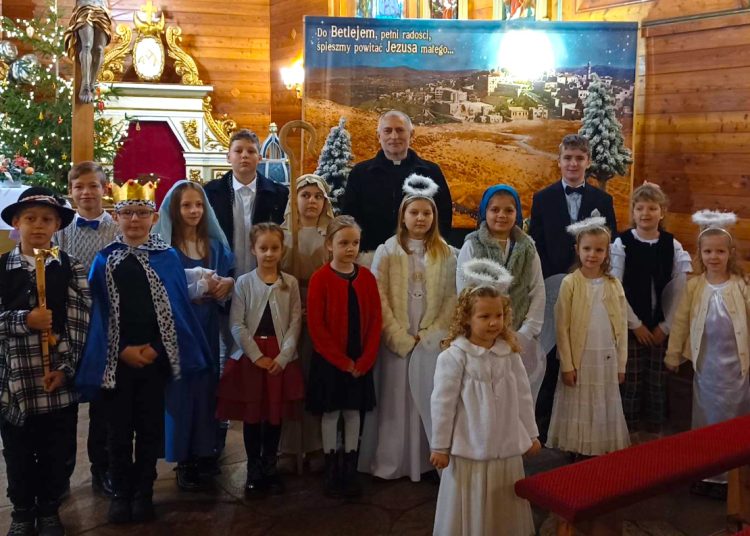 Jasełka w Ostrowie Kościelnym