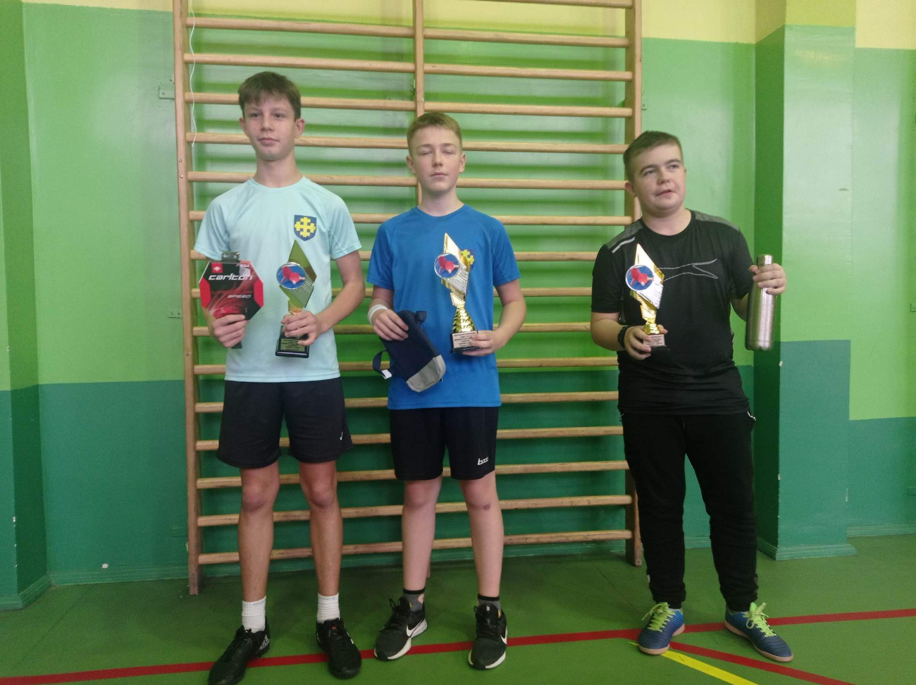 Mikołaj przy tenisowym stole