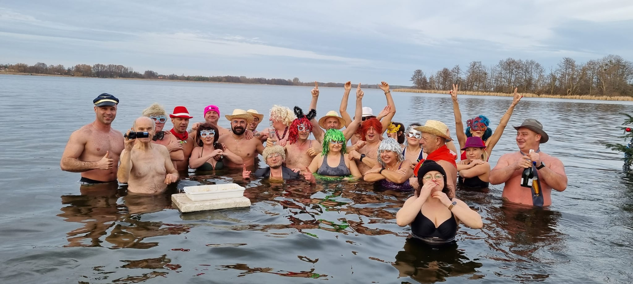 Morsowy Skok w Nowy Rok. „Jak w dobrym kabarecie” ZDJĘCIA