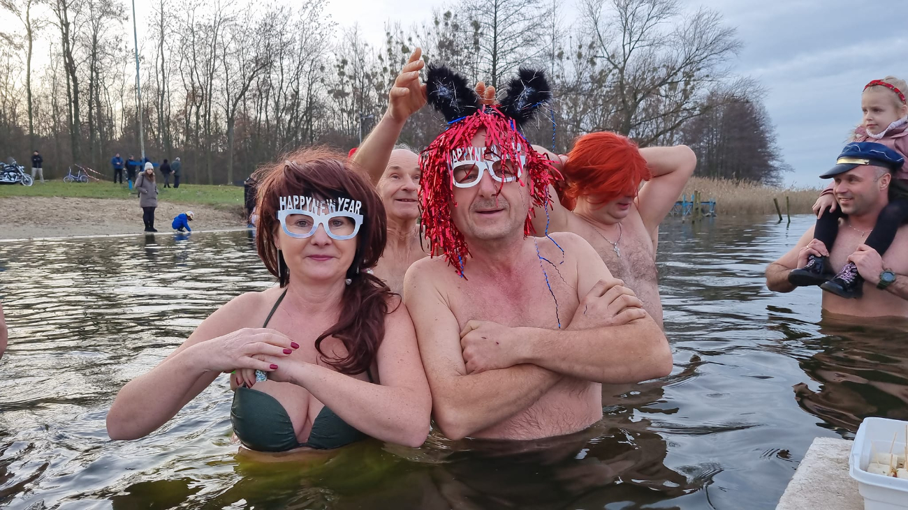 Morsowy Skok w Nowy Rok. „Jak w dobrym kabarecie” ZDJĘCIA