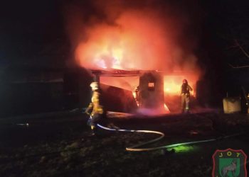W nocy wybuchł pożar ZDJĘCIA