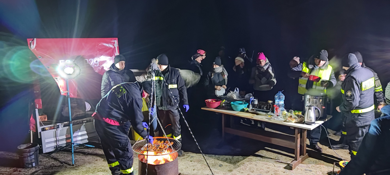 Przeszli 14 kilometrów, by oddać hołd bohaterom