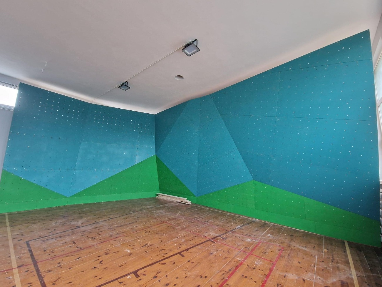 Ścianka wspinaczkowa coraz bliżej ZDJĘCIA