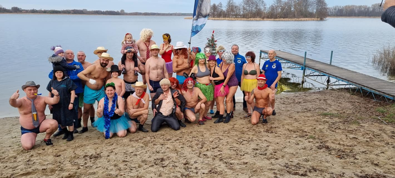 Morsowy Skok w Nowy Rok. „Jak w dobrym kabarecie” ZDJĘCIA