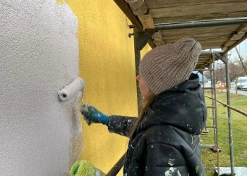 Mural już powstaje. Za kilka dni zobaczymy efekt