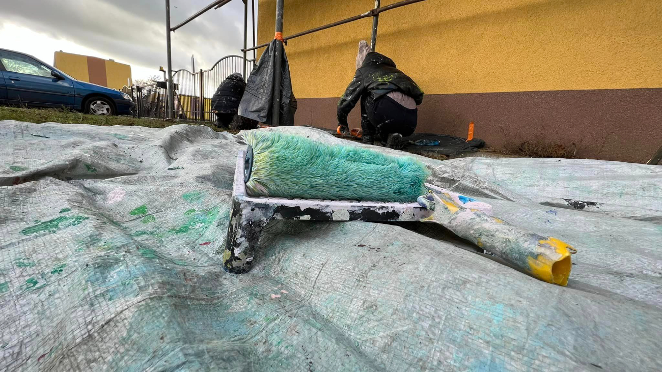 Mural już powstaje. Za kilka dni zobaczymy efekt