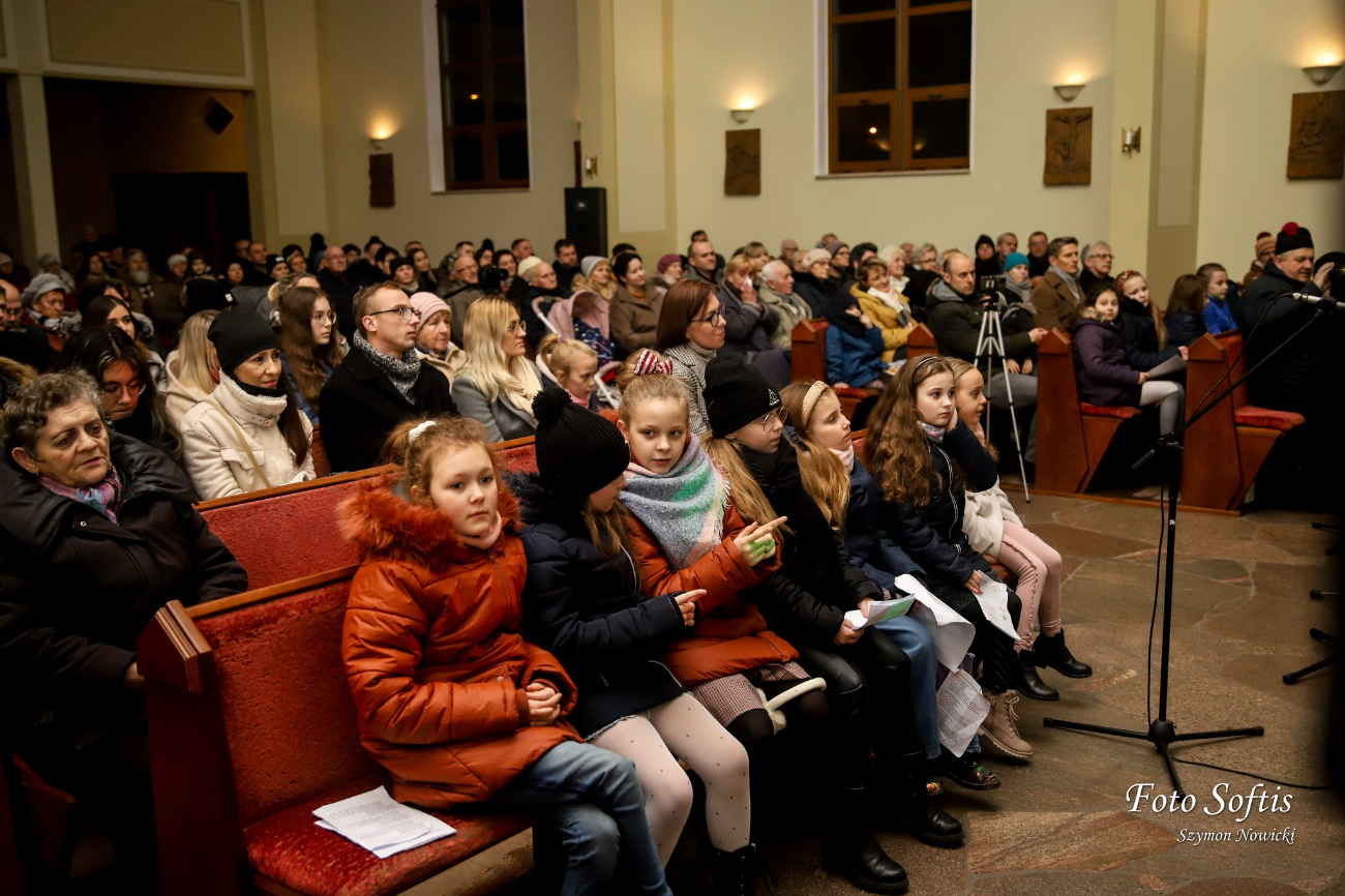 Zagrali charytatywnie w Kozalu. Zbierali na hospicjum ZDJĘCIA