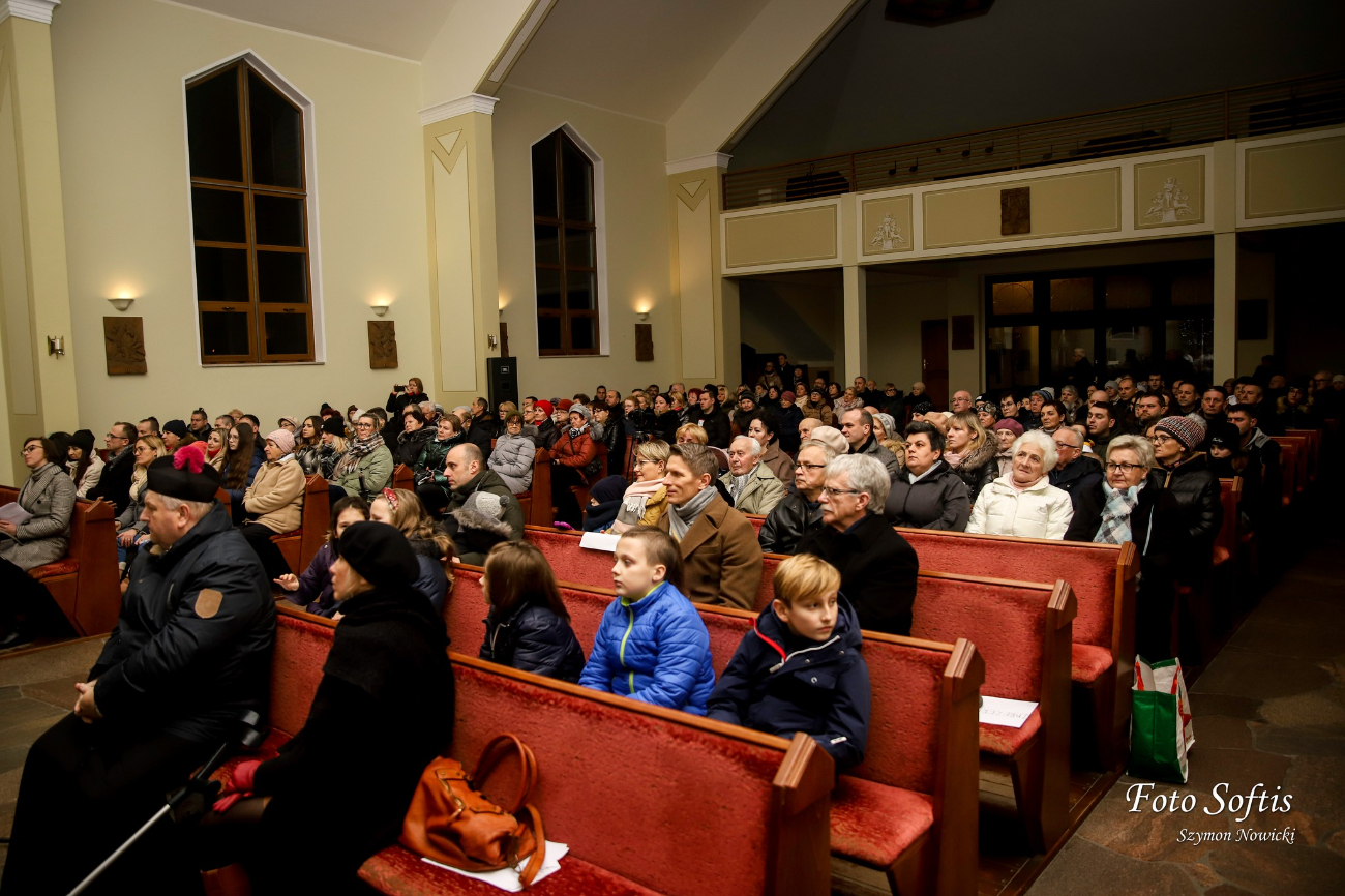 Zagrali charytatywnie w Kozalu. Zbierali na hospicjum ZDJĘCIA
