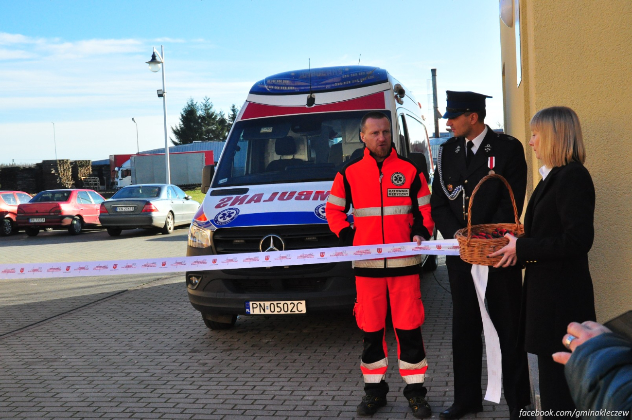 Karetka bliżej powiatu. 26 tysięcy ludzi może czuć się bezpieczniej