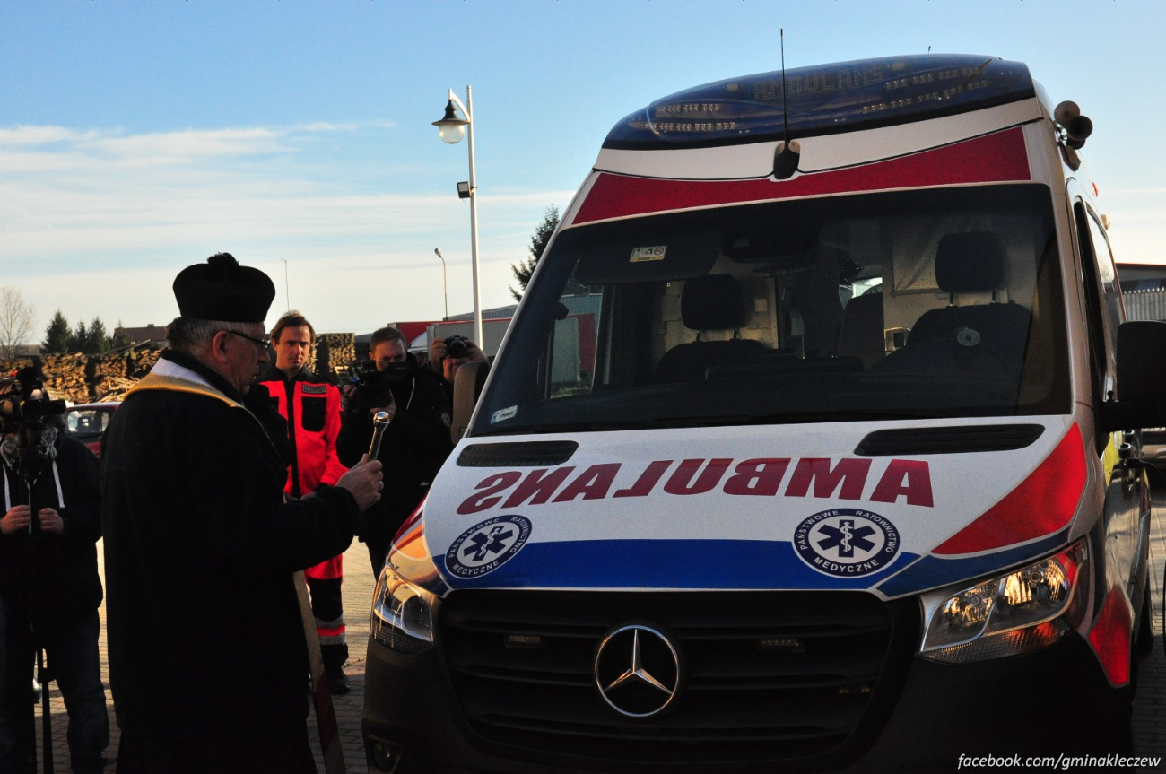 Karetka bliżej powiatu. 26 tysięcy ludzi może czuć się bezpieczniej