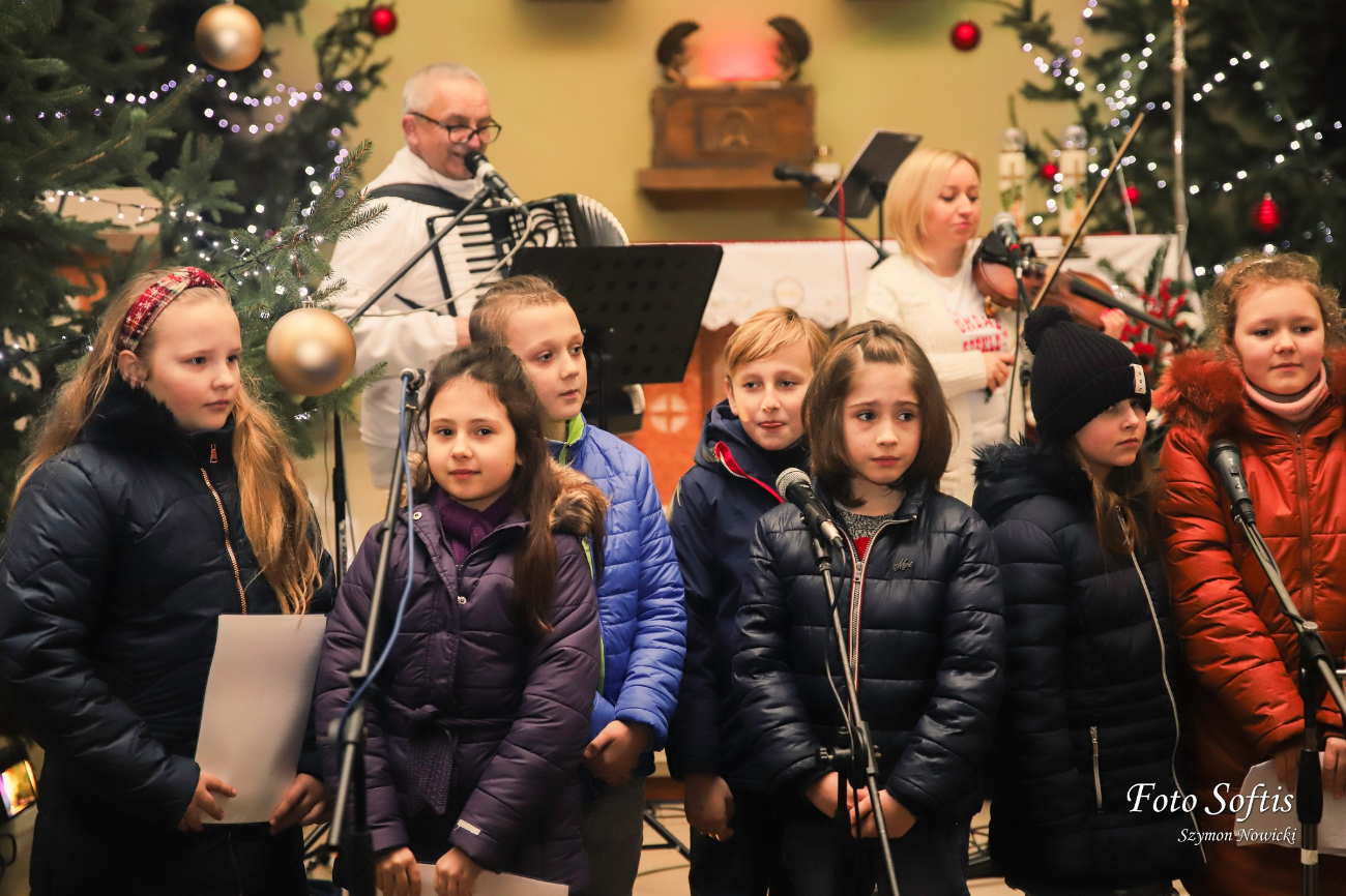 Zagrali charytatywnie w Kozalu. Zbierali na hospicjum ZDJĘCIA