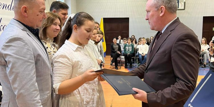 Stypendia dla uczniów Jedynki