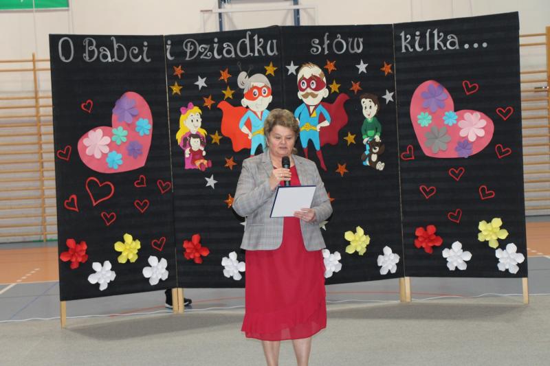 Dzień Babci i Dziadka w Ostrowitem ZDJĘCIA