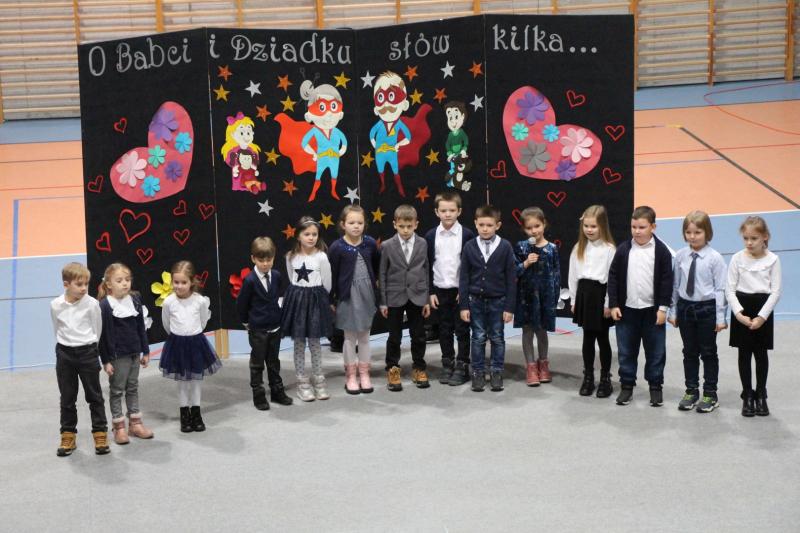 Dzień Babci i Dziadka w Ostrowitem ZDJĘCIA