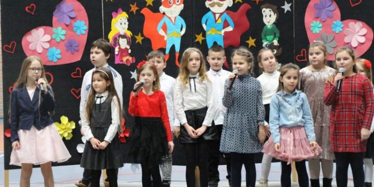 Dzień Babci i Dziadka w Ostrowitem ZDJĘCIA