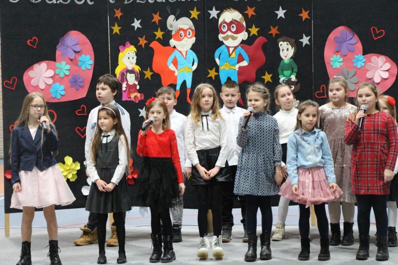 Dzień Babci i Dziadka w Ostrowitem ZDJĘCIA