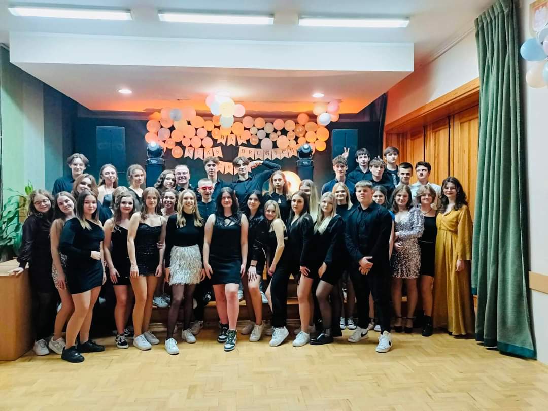 Tak się bawi LO. Zobacz zdjęcia