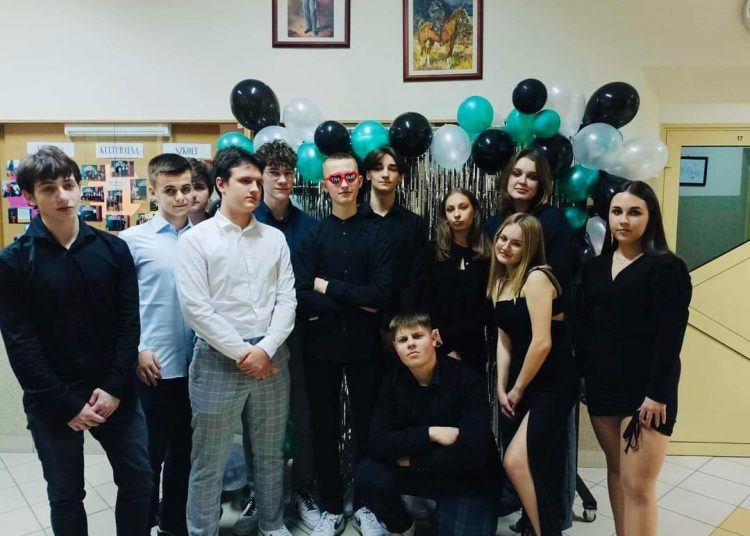 Tak się bawi LO. Zobacz zdjęcia