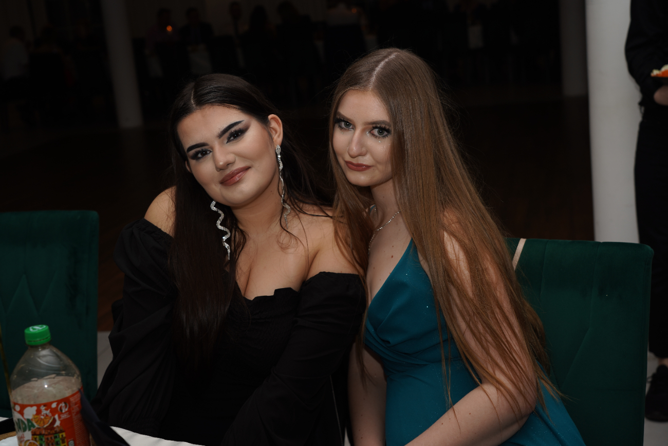 Studniówka Zawodówki. Zobacz zdjęcia