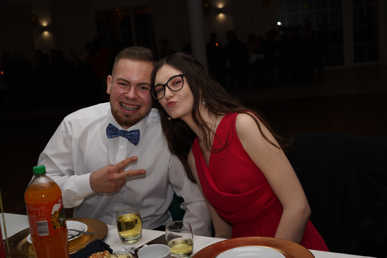 Studniówka Zawodówki. Zobacz zdjęcia