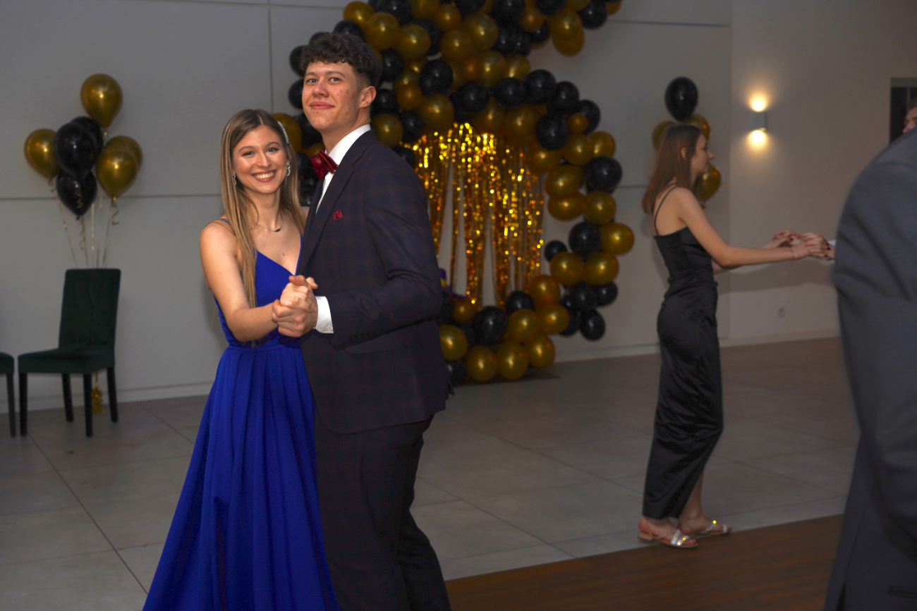 Studniówka Zawodówki. Zobacz zdjęcia