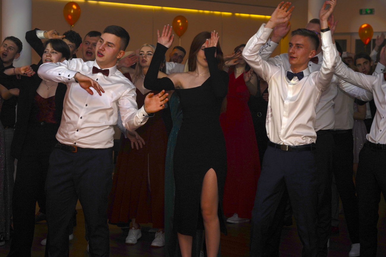 Studniówka Zawodówki. Zobacz zdjęcia