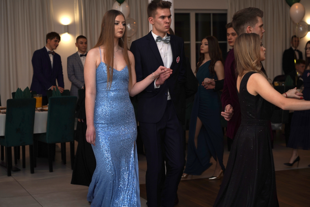 Studniówka Ogólniaka. Zobacz zdjęcia