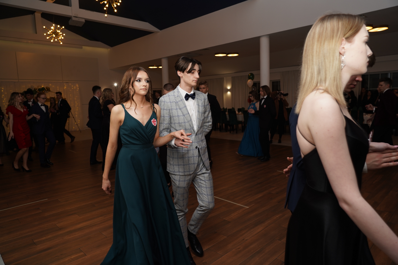 Studniówka Ogólniaka. Zobacz zdjęcia