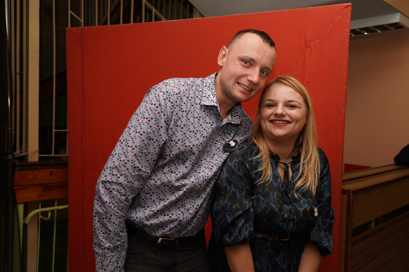 Tak się bawi ósma klasa. Mamy zdjęcia z balu