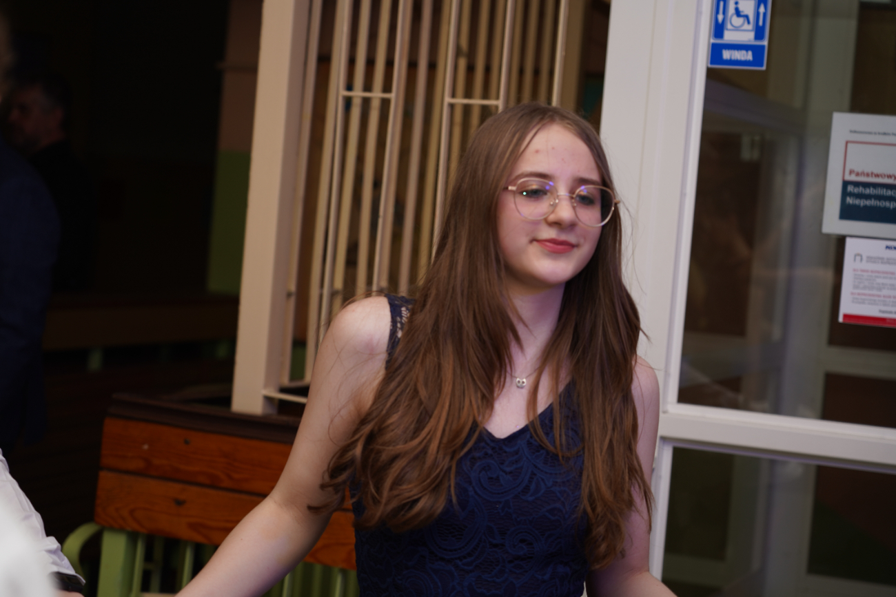 Tak się bawi ósma klasa. Mamy zdjęcia z balu