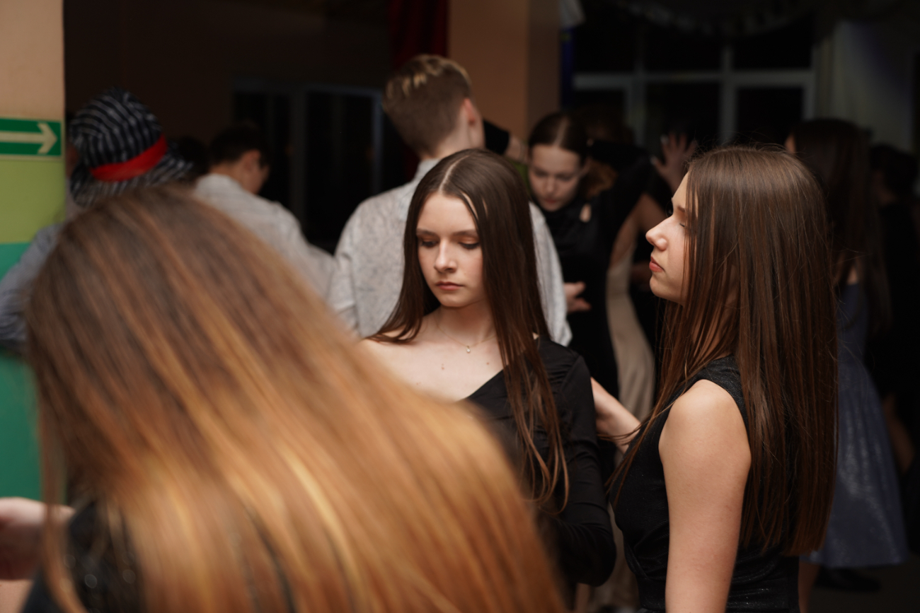 Tak się bawi ósma klasa. Mamy zdjęcia z balu