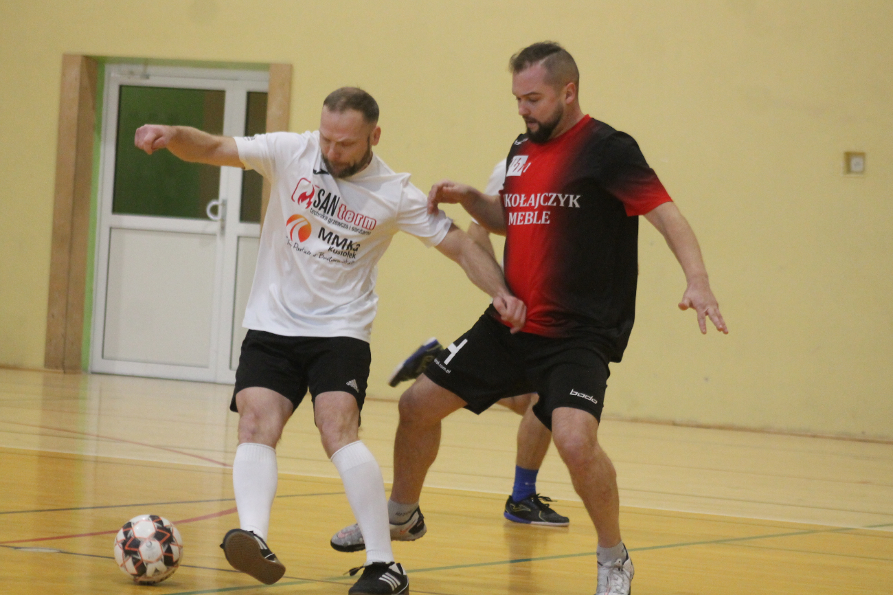 Kolejne potknięcie lidera