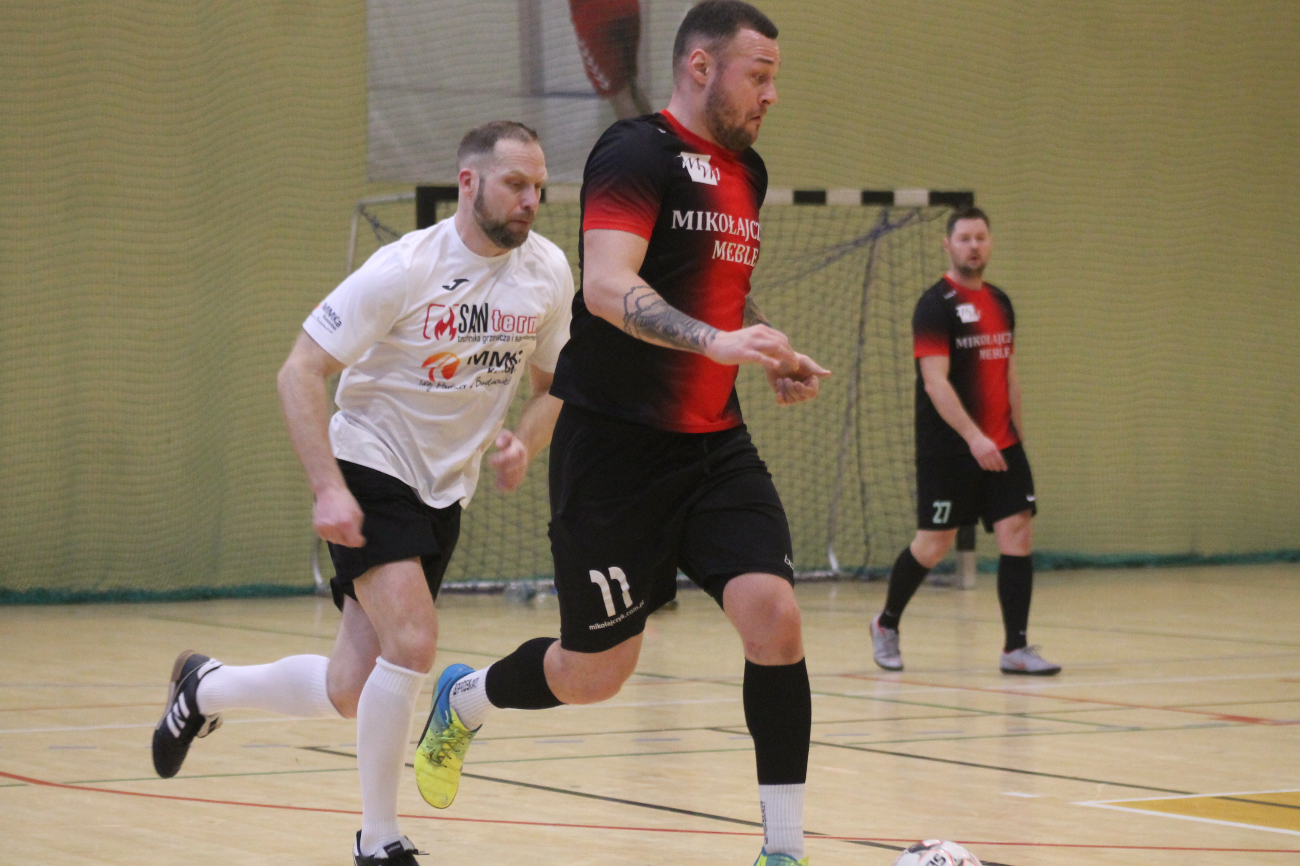 Kolejne potknięcie lidera