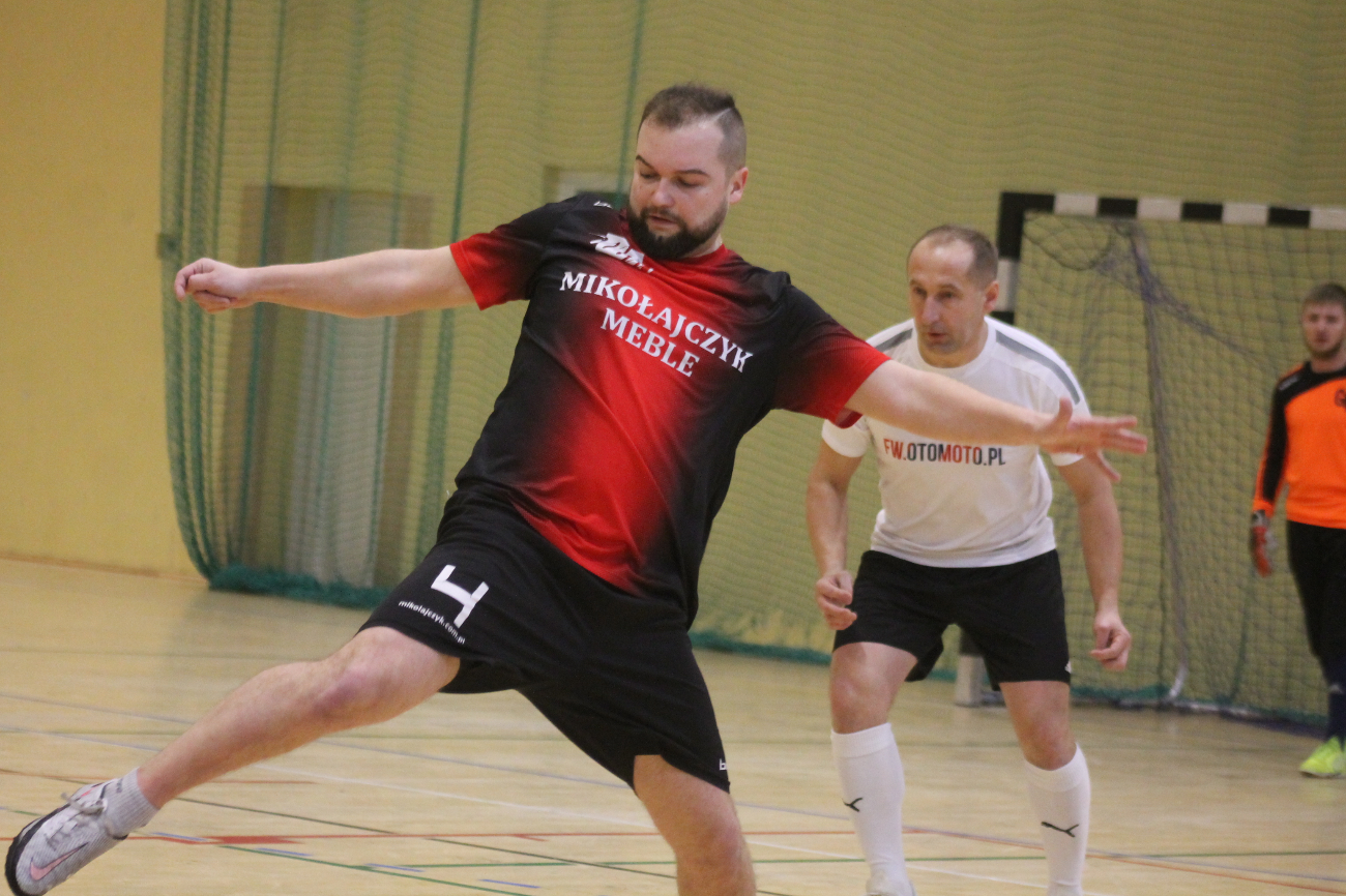 Kolejne potknięcie lidera