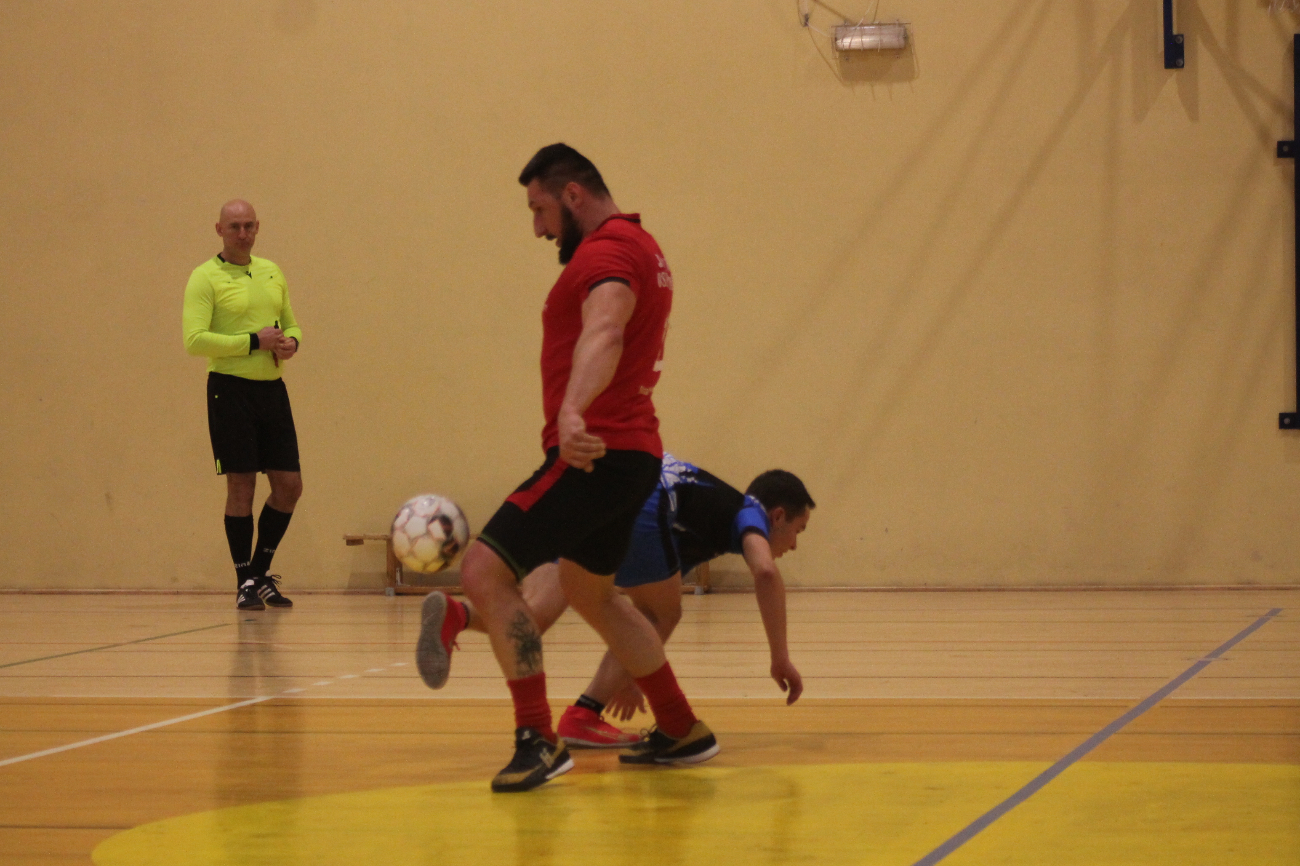 Kolejne potknięcie lidera