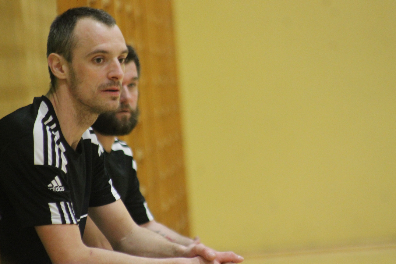 Kolejne potknięcie lidera