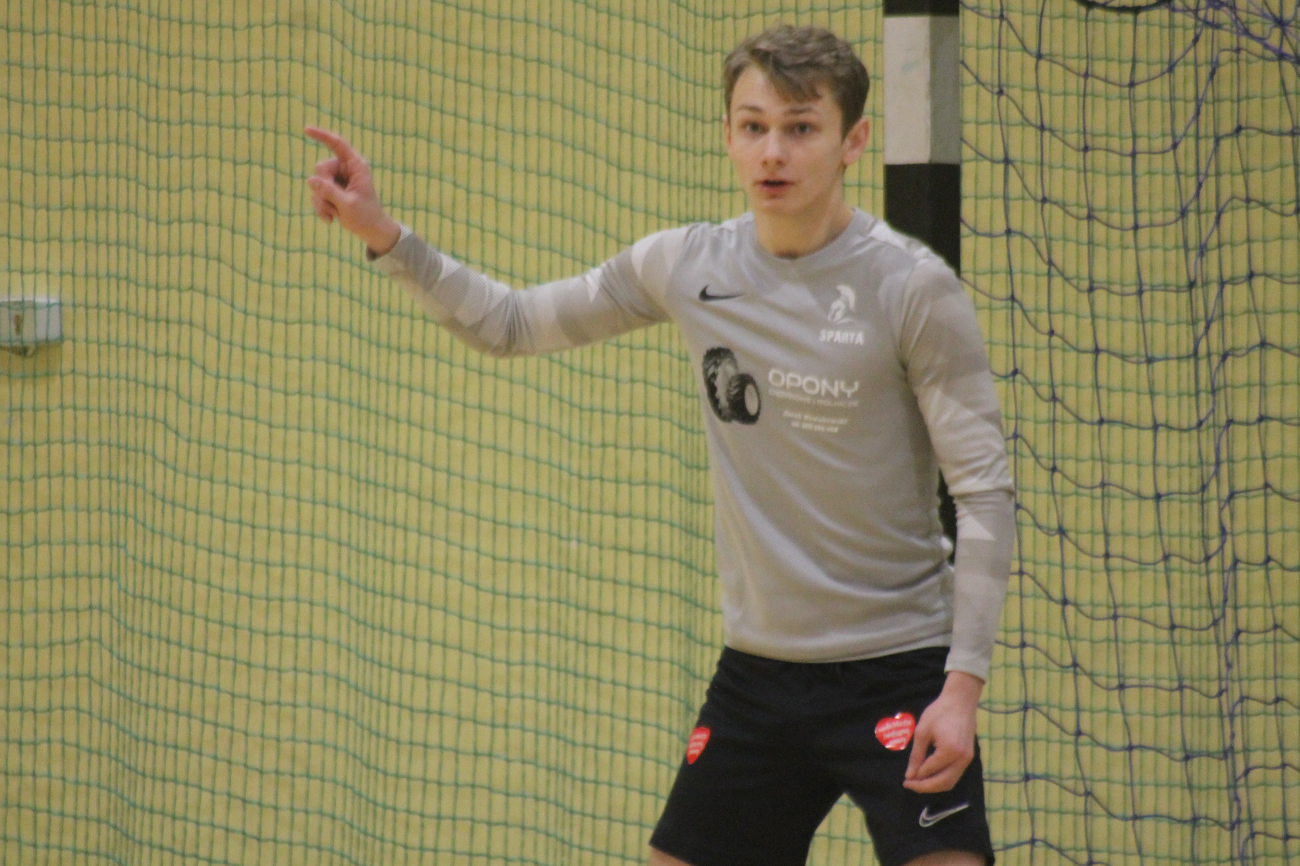 Kolejne potknięcie lidera