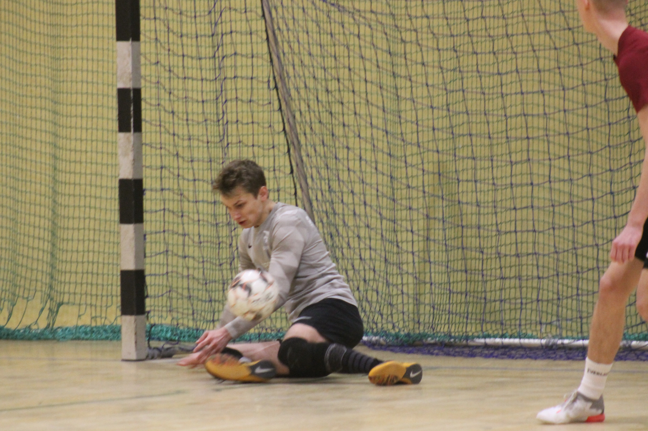 Kolejne potknięcie lidera